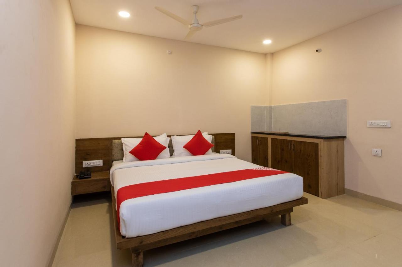 Oyo 75956 Hotel Grand Rourkela Exterior photo